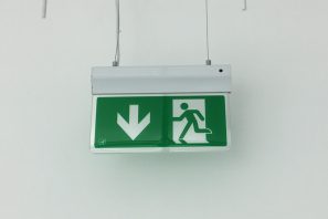 Emergency exit lighting sign